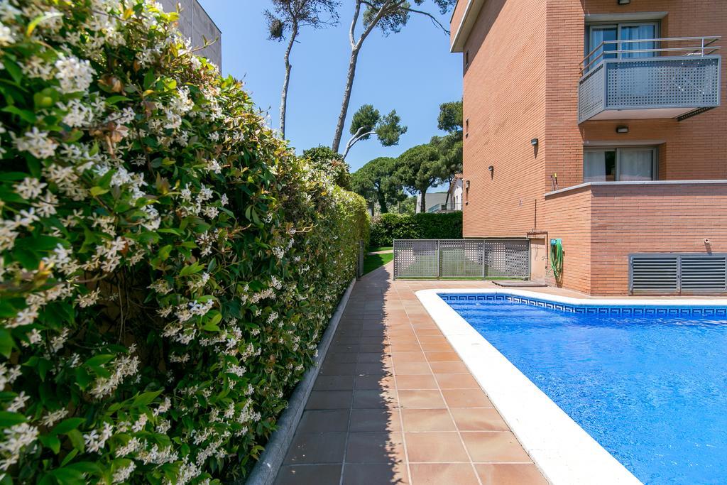Aparthotel Bardon Castelldefels Exteriér fotografie